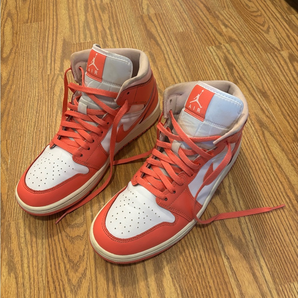 Nike Air Jordan 1 Mid